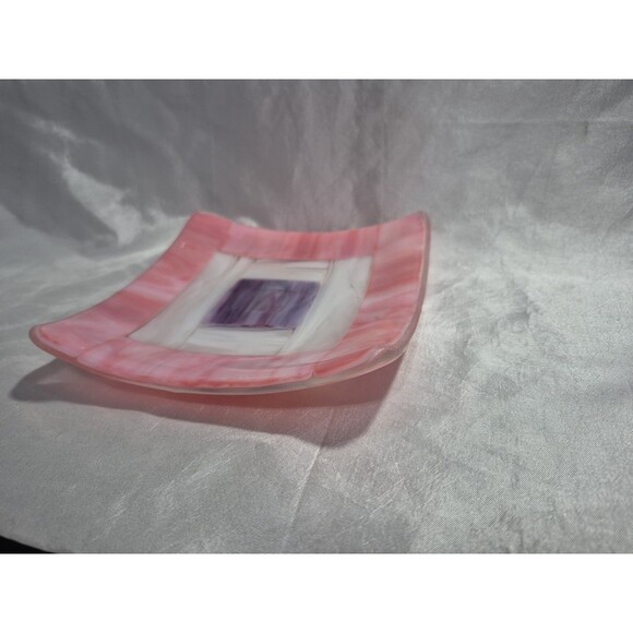 Small Fused Glass Square Trinket Dish 5.5" X 5.5" - Picture 4 of 13